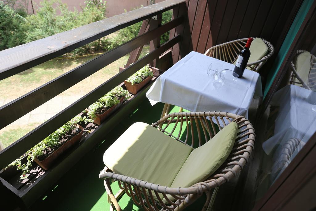 Hotel Melis Balatonlelle Ngoại thất bức ảnh